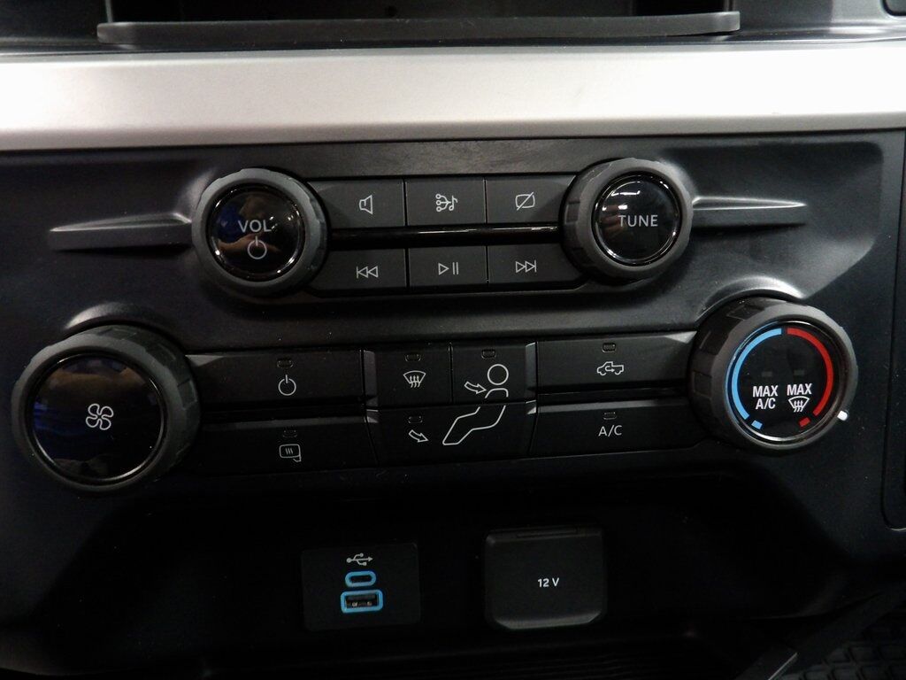 2023 Ford F-350 Super Duty 4x4 Regular Cab XLT SRW Fond du Lac WI