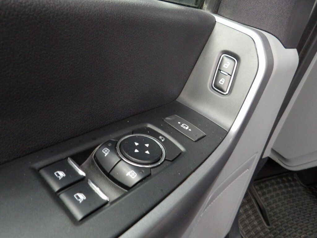 2023 Ford F-350 Super Duty 4x4 Regular Cab XLT SRW Fond du Lac WI