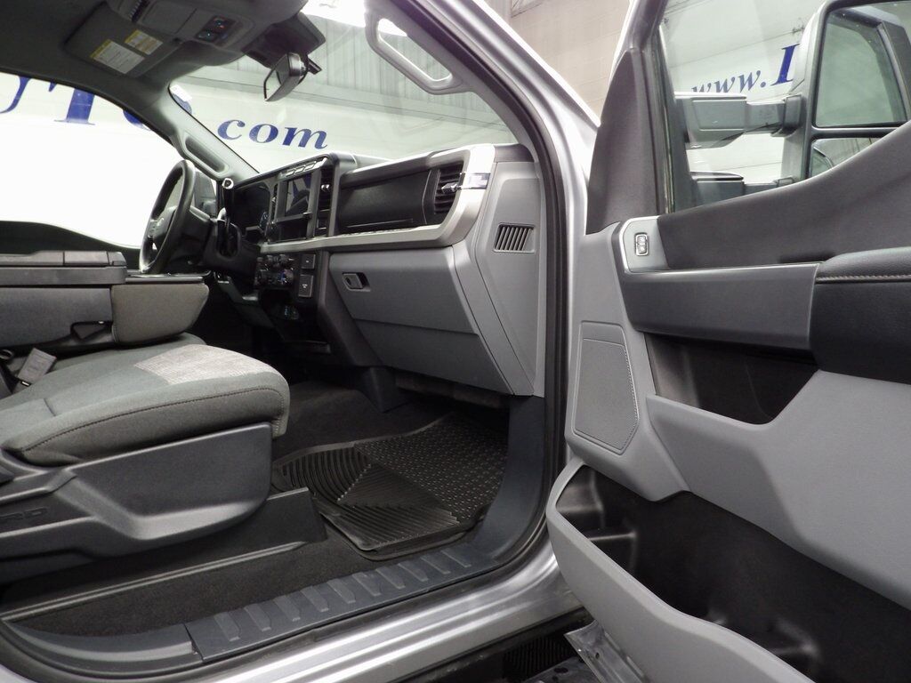 2023 Ford F-350 Super Duty 4x4 Regular Cab XLT SRW Fond du Lac WI
