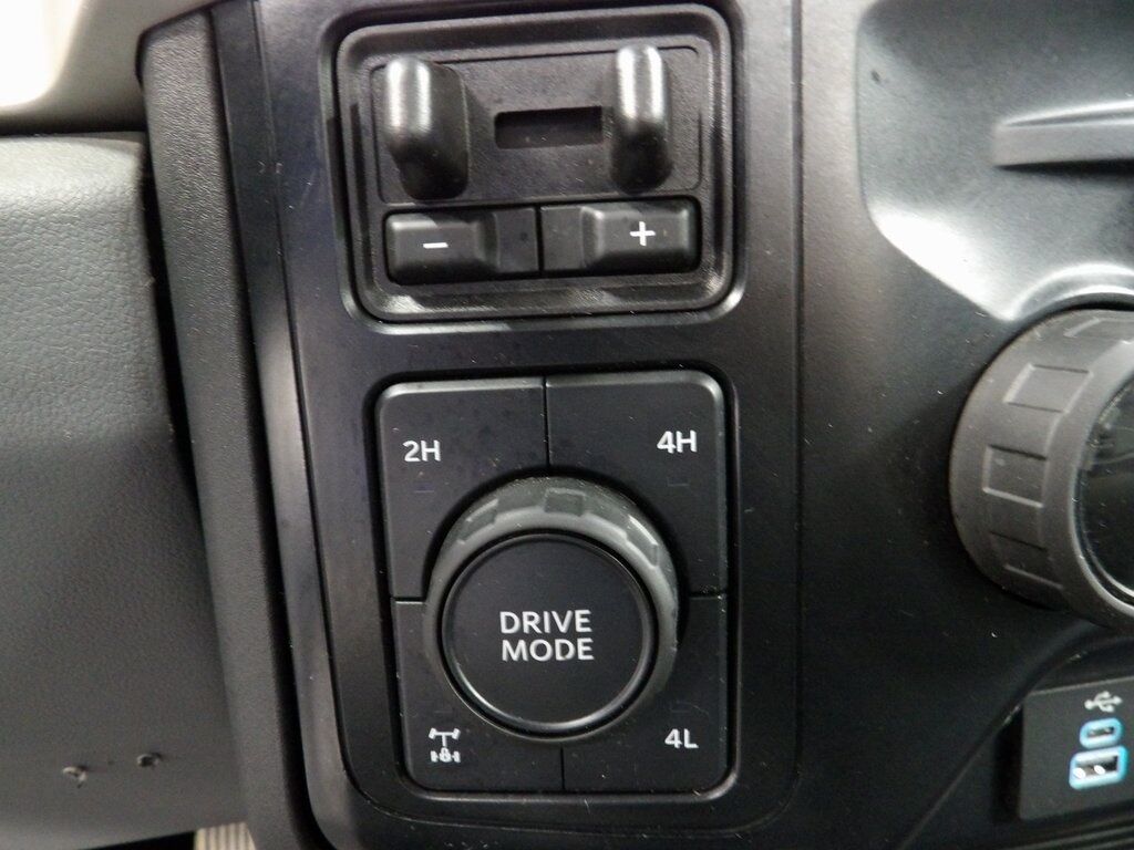 2023 Ford F-350 Super Duty 4x4 Regular Cab XLT SRW Fond du Lac WI