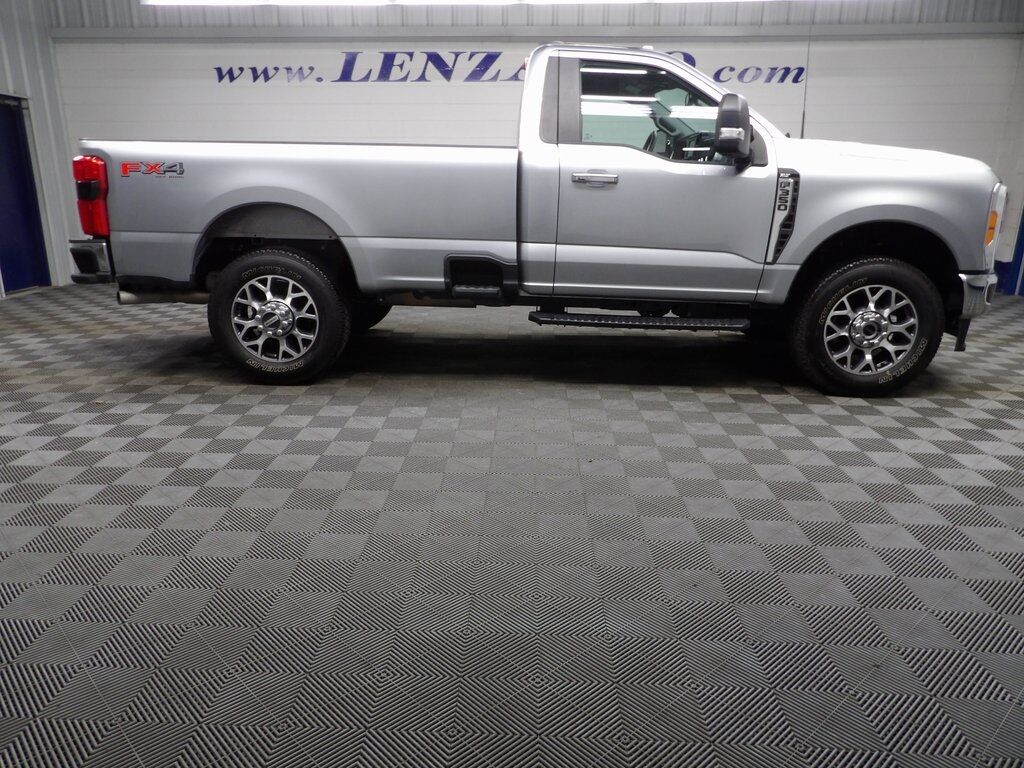 2023 Ford F-350 Super Duty 4x4 Regular Cab XLT SRW Fond du Lac WI