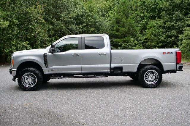2023 Ford F-350 Super Duty XL 4X4 / 6.7L Turbo Diesel V8 / Wheels & Tires Upgrade! High Point NC
