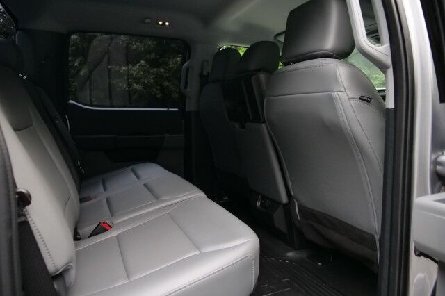2023 Ford F-350 Super Duty XL 4X4 / 6.7L Turbo Diesel V8 / Wheels & Tires Upgrade! High Point NC