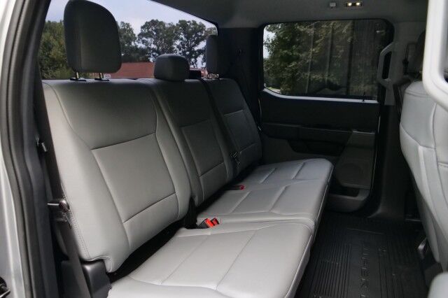 2023 Ford F-350 Super Duty XL 4X4 / 6.7L Turbo Diesel V8 / Wheels & Tires Upgrade! High Point NC
