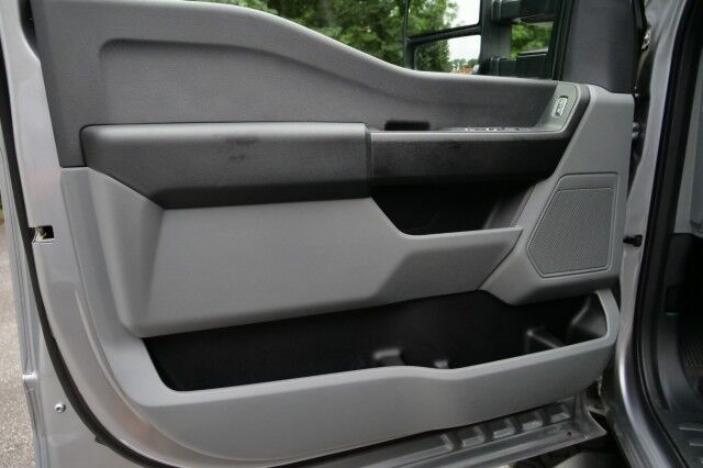 2023 Ford F-350 Super Duty XL 4X4 / 6.7L Turbo Diesel V8 / Wheels & Tires Upgrade! High Point NC