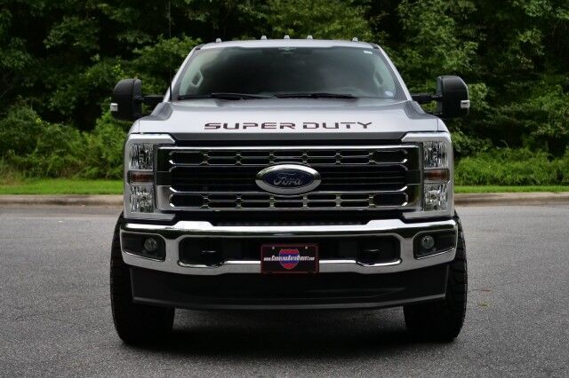 2023 Ford F-350 Super Duty XL 4X4 / 6.7L Turbo Diesel V8 / Wheels & Tires Upgrade! High Point NC