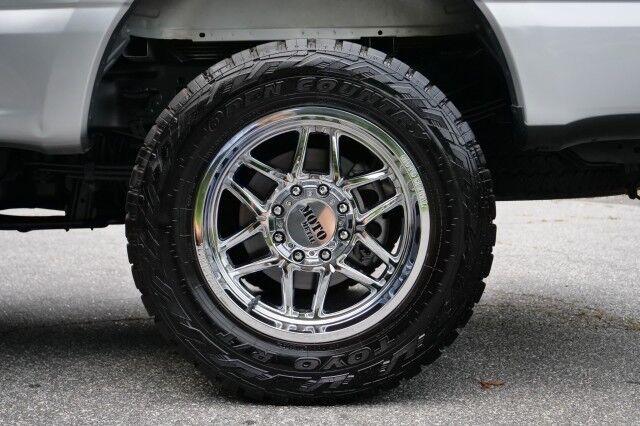 2023 Ford F-350 Super Duty XL 4X4 / 6.7L Turbo Diesel V8 / Wheels & Tires Upgrade! High Point NC