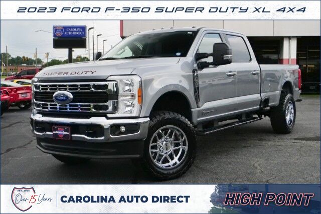 2023 Ford F-350 Super Duty XL 4X4 / 6.7L Turbo Diesel V8 / Wheels & Tires Upgrade! High Point NC
