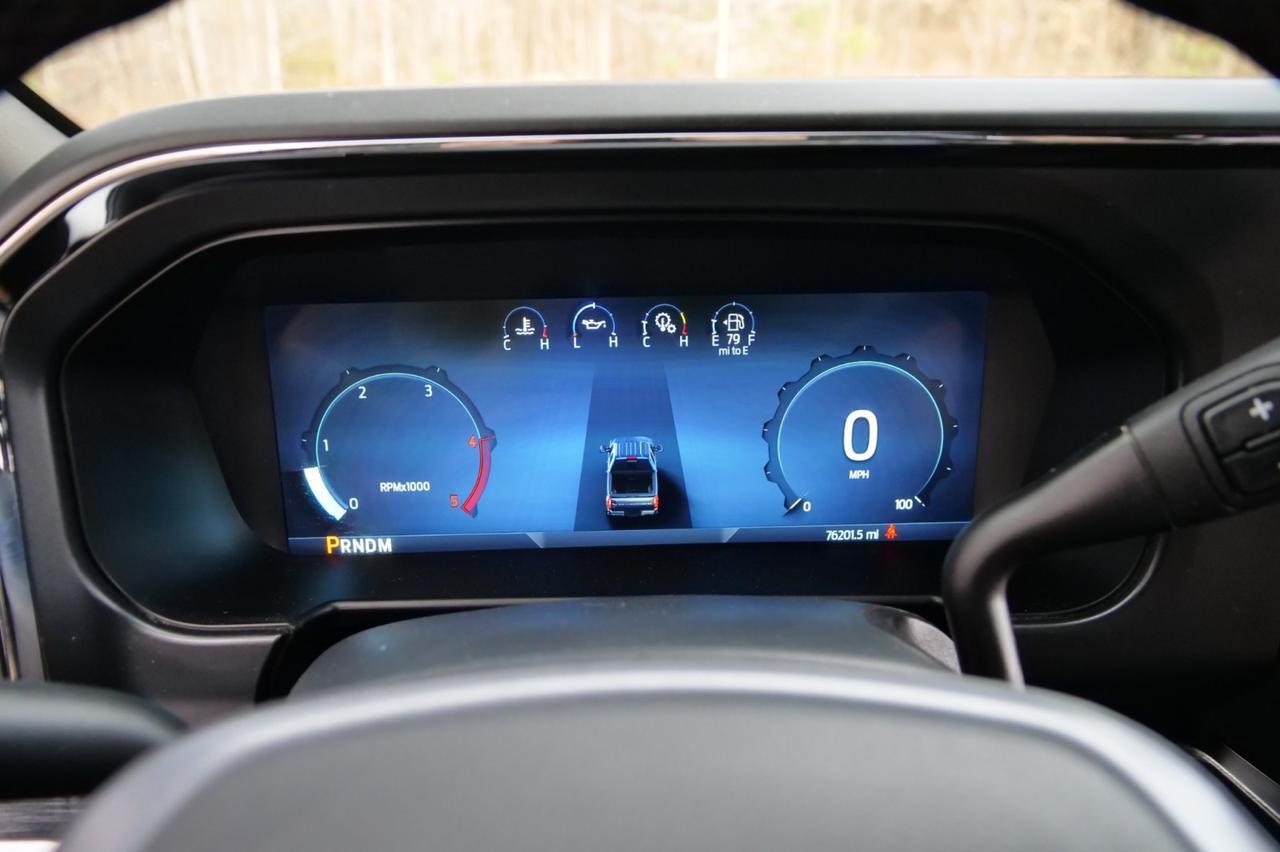 2023 Ford F-350SD Chassis LARIAT 4X4 / DRW / V8 Diesel / Cooled Seats! Lincolnton NC