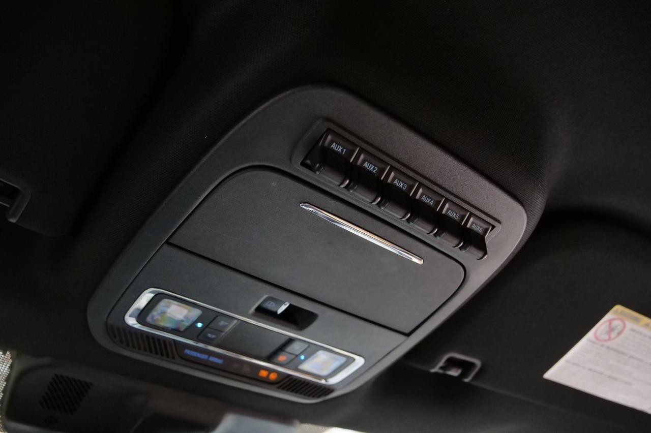 2023 Ford F-350SD Chassis LARIAT 4X4 / DRW / V8 Diesel / Cooled Seats! Lincolnton NC