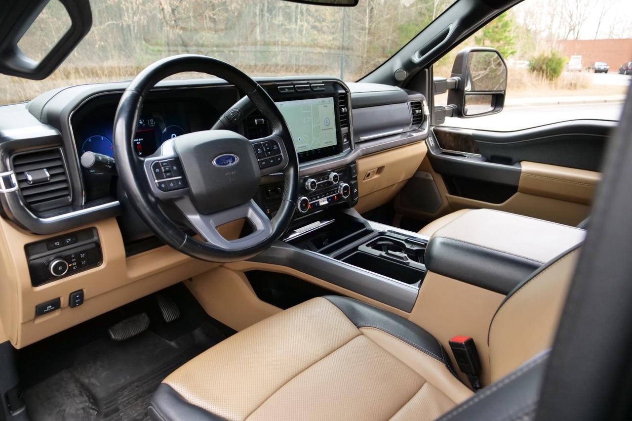 2023 Ford F-350SD Chassis LARIAT 4X4 / DRW / V8 Diesel / Cooled Seats! Lincolnton NC