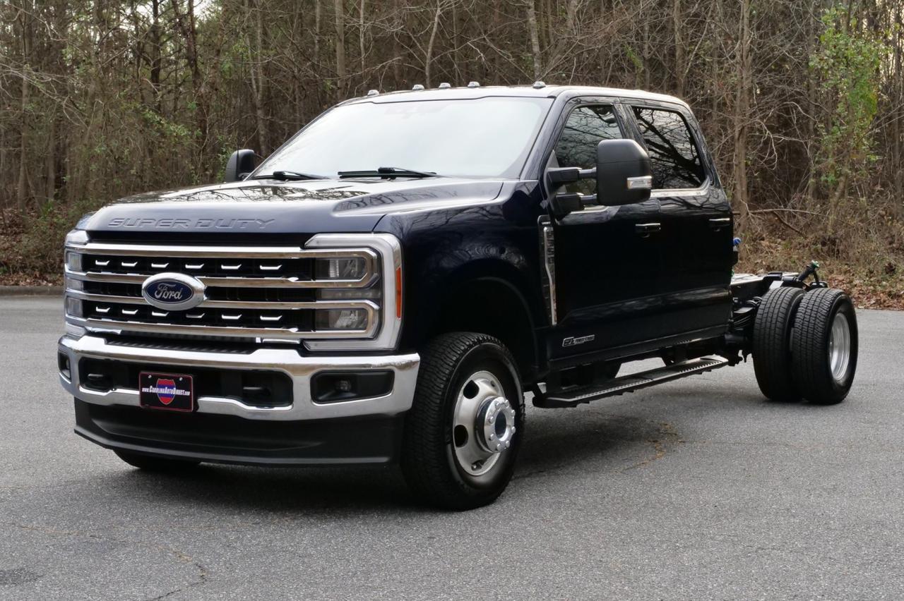 2023 Ford F-350SD Chassis LARIAT 4X4 / DRW / V8 Diesel / Cooled Seats! Lincolnton NC