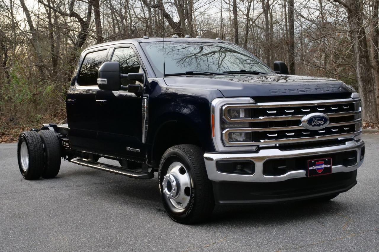 2023 Ford F-350SD Chassis LARIAT 4X4 / DRW / V8 Diesel / Cooled Seats! Lincolnton NC