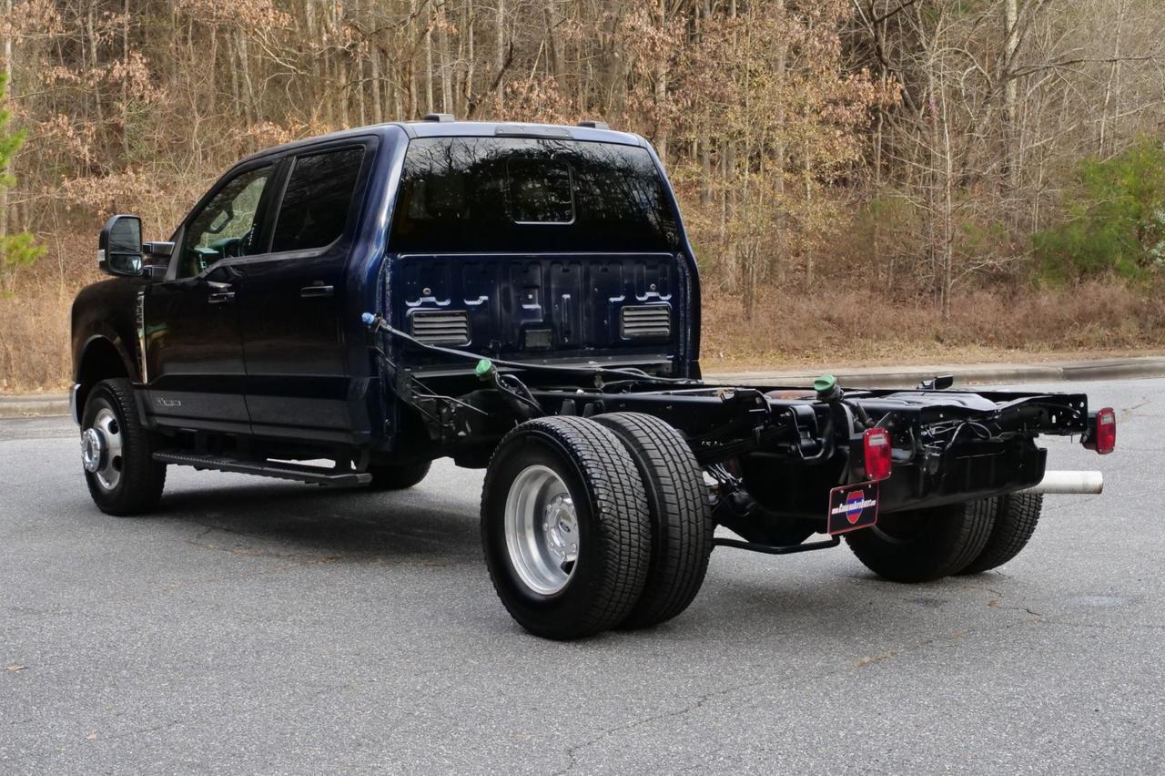 2023 Ford F-350SD Chassis LARIAT 4X4 / DRW / V8 Diesel / Cooled Seats! Lincolnton NC