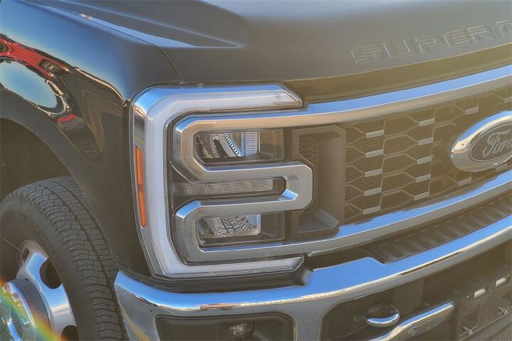 2023 Ford F-350SD Lariat  TX
