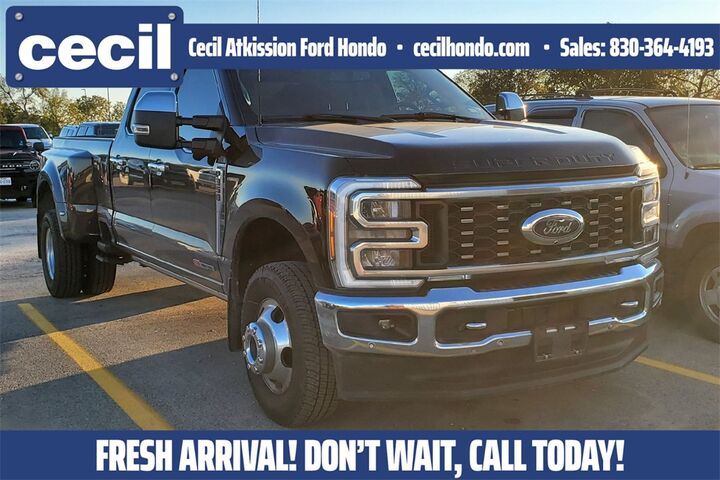 2023 Ford F-350SD Lariat  TX