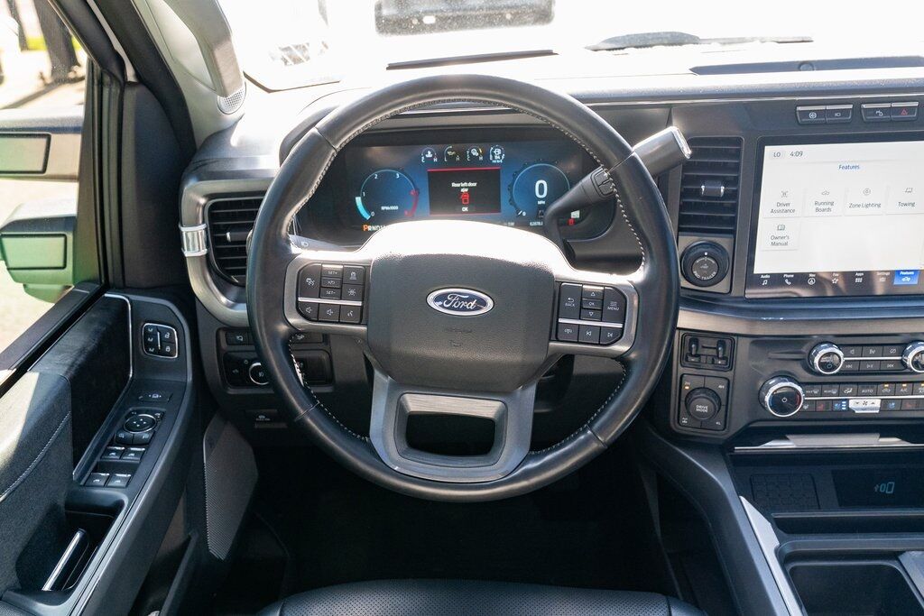 2023 Ford F-350SD Lariat Milwaukie OR