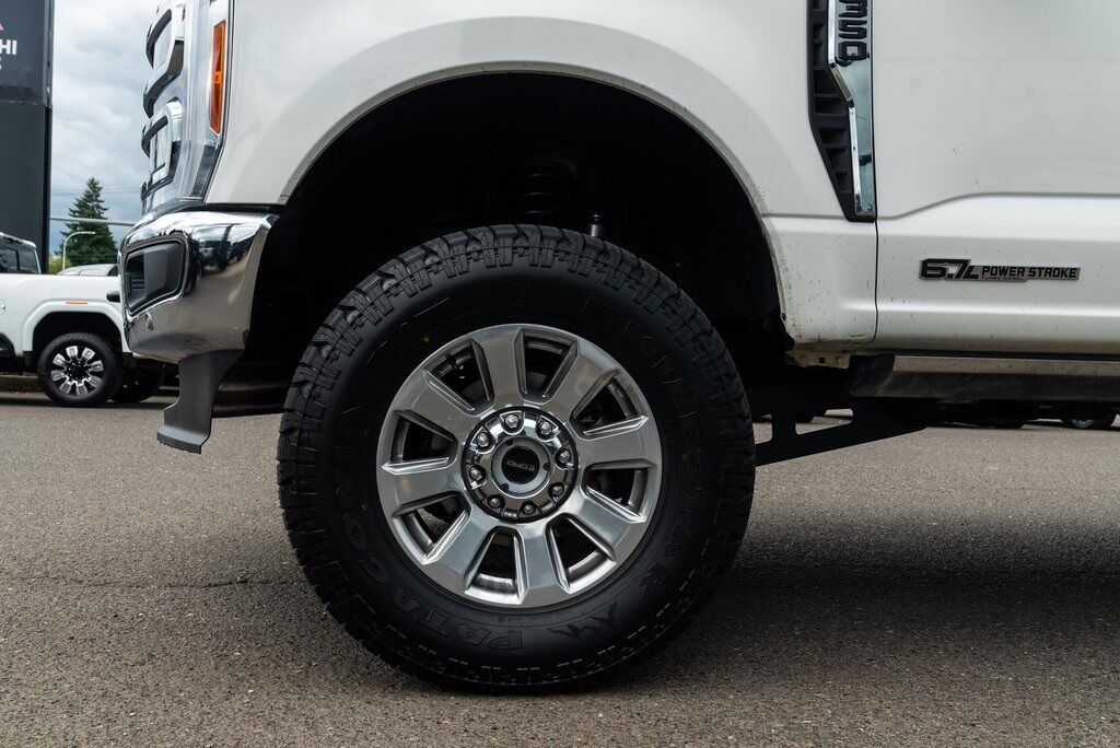 2023 Ford F-350SD Lariat Milwaukie OR