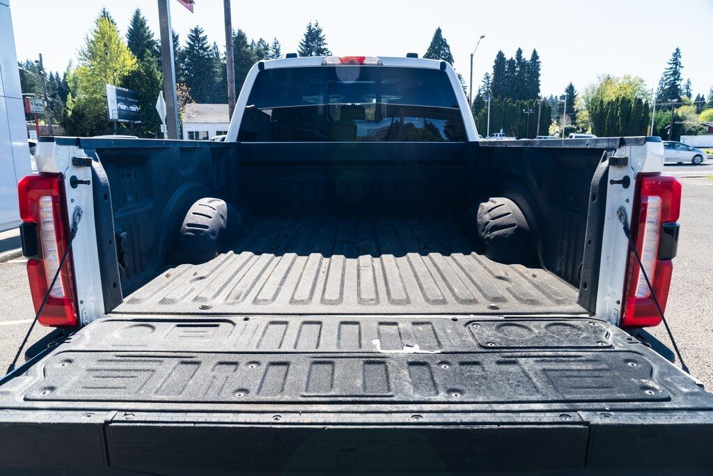 2023 Ford F-350SD Lariat Milwaukie OR