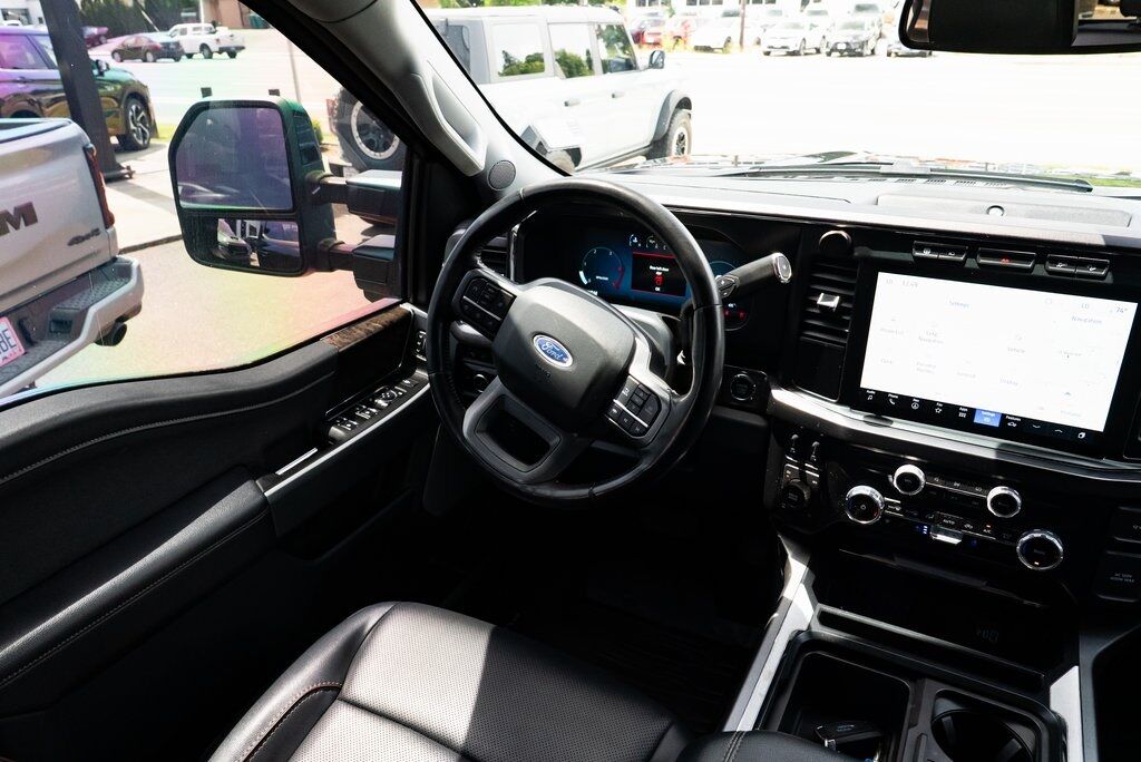 2023 Ford F-350SD Lariat Milwaukie OR