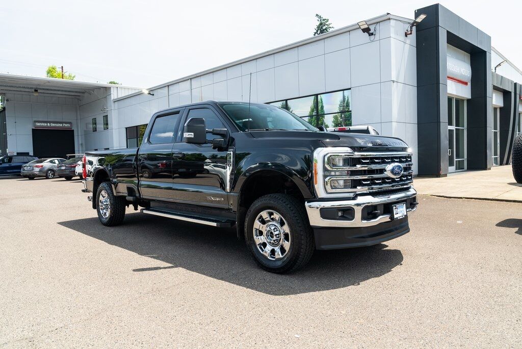 2023 Ford F-350SD Lariat Milwaukie OR