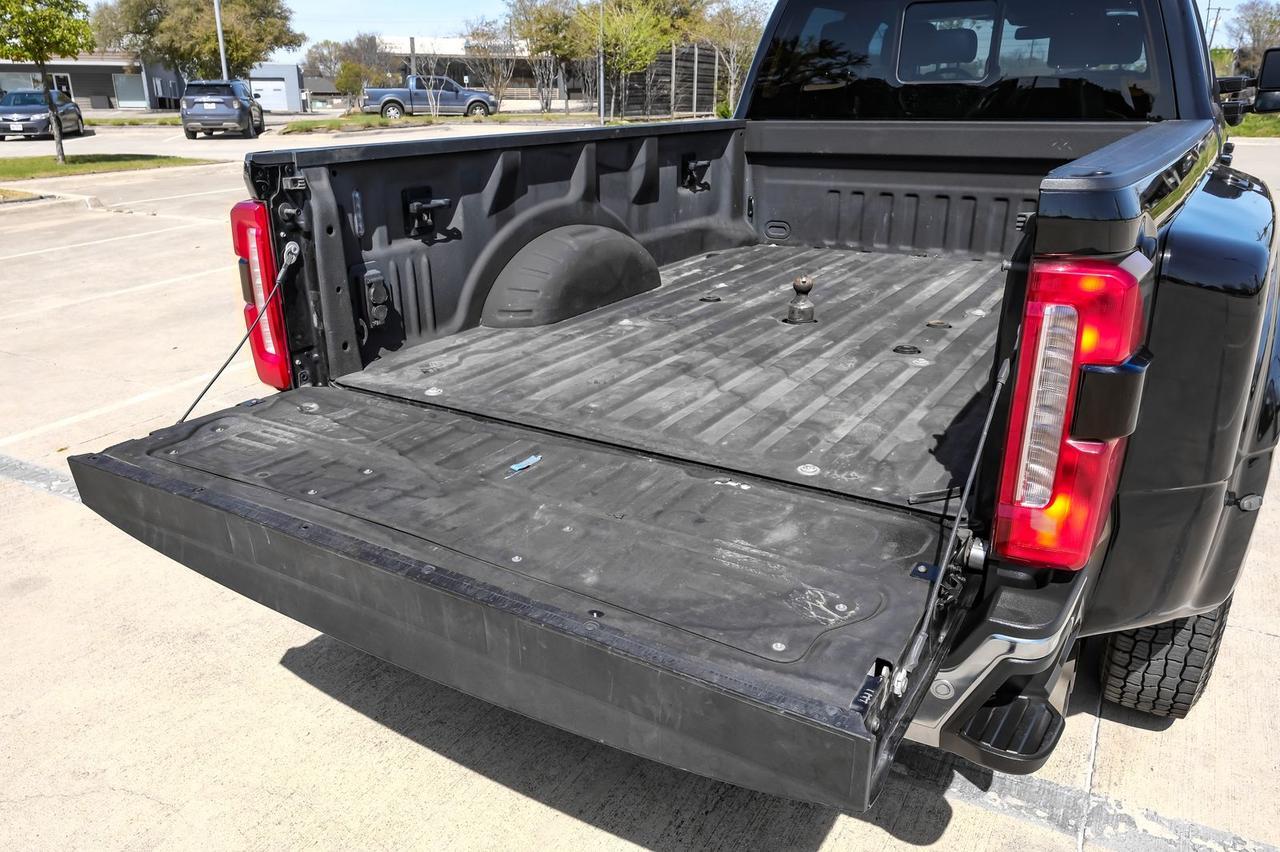 2023 Ford F-350SD Lariat Richardson TX