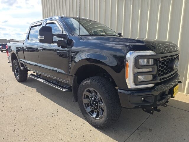 2023 Ford F-350SD Lariat Watertown SD