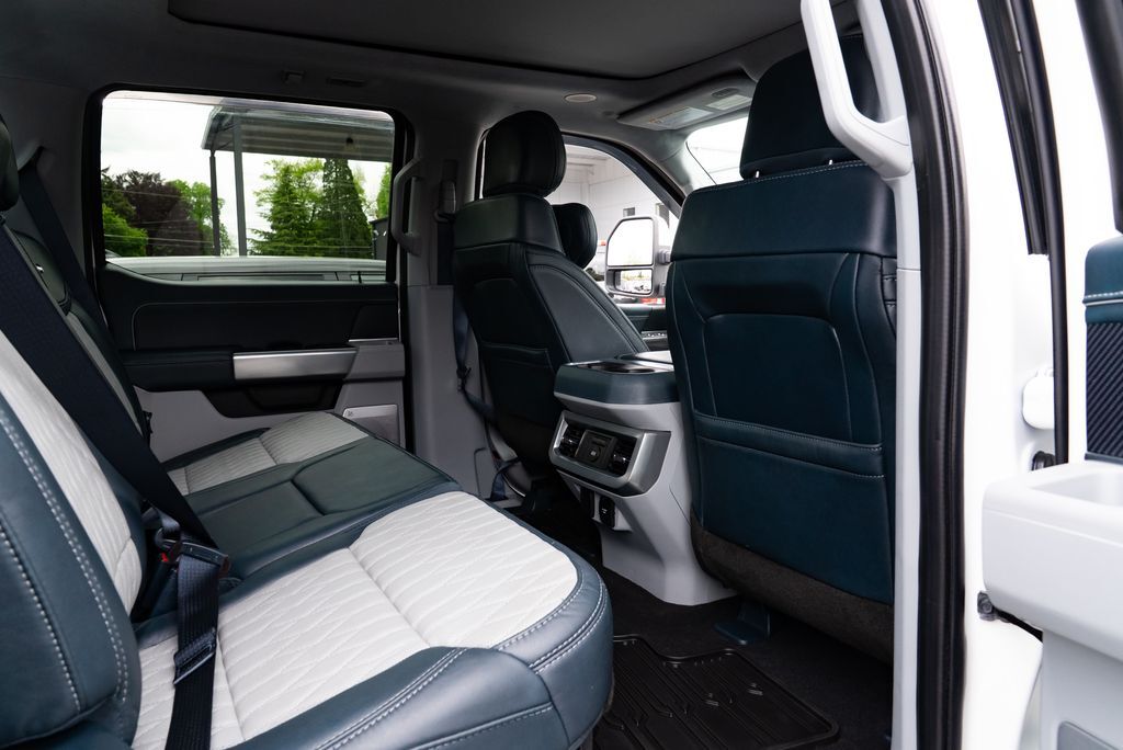 2023 Ford F-350SD Limited Milwaukie OR