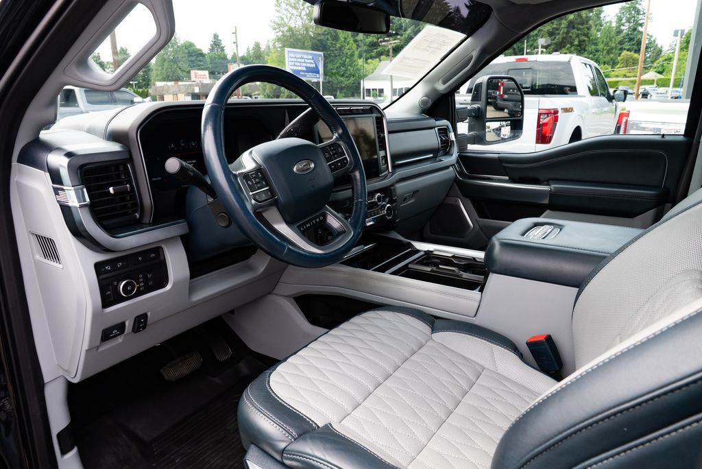 2023 Ford F-350SD Limited Milwaukie OR