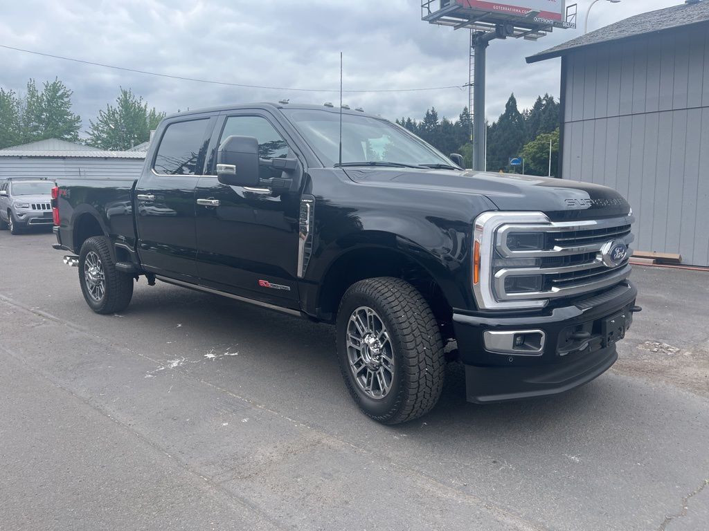 2023 Ford F-350SD Limited