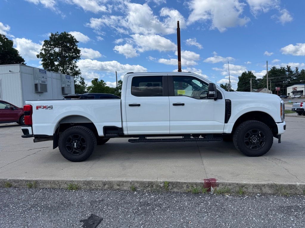2023 Ford F-350SD XL Crestwood KY