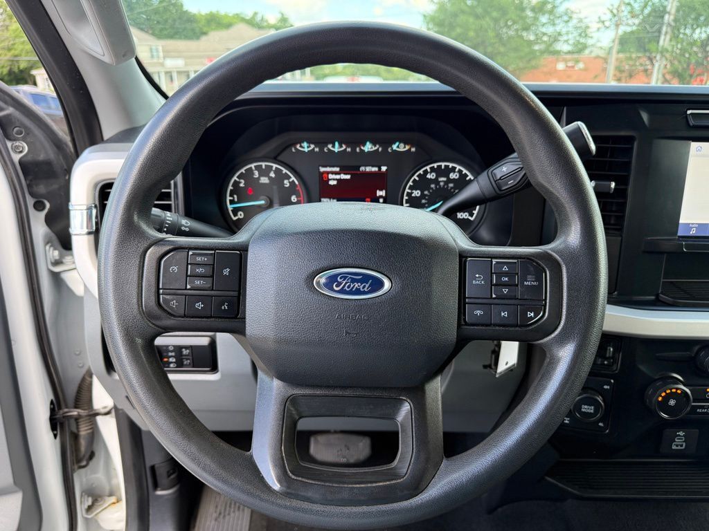 2023 Ford F-350SD XL Crestwood KY