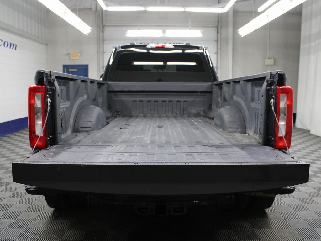 2023 Ford F-450 Super Duty 4x4 Crew Cab XL DRW Fond du Lac WI