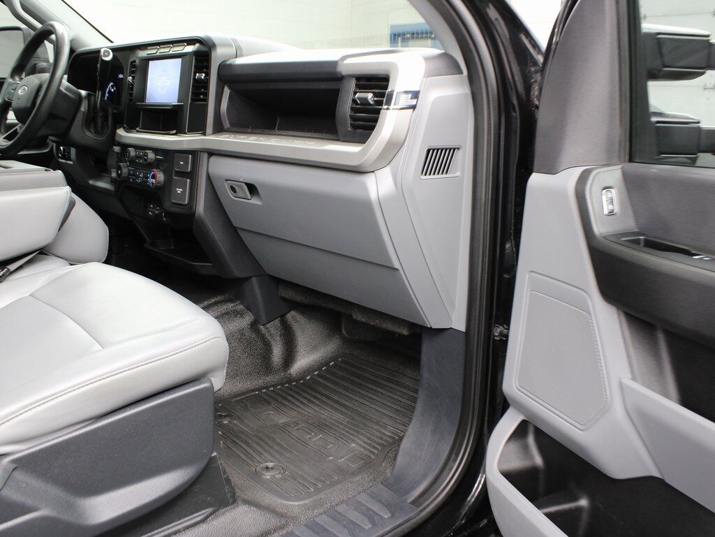 2023 Ford F-450 Super Duty 4x4 Crew Cab XL DRW Fond du Lac WI