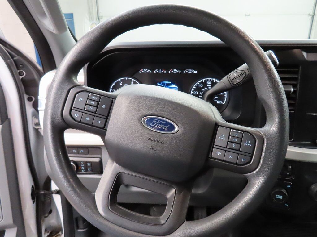 2023 Ford F-450 Super Duty 4x4 Crew Cab XLT DRW Fond du Lac WI