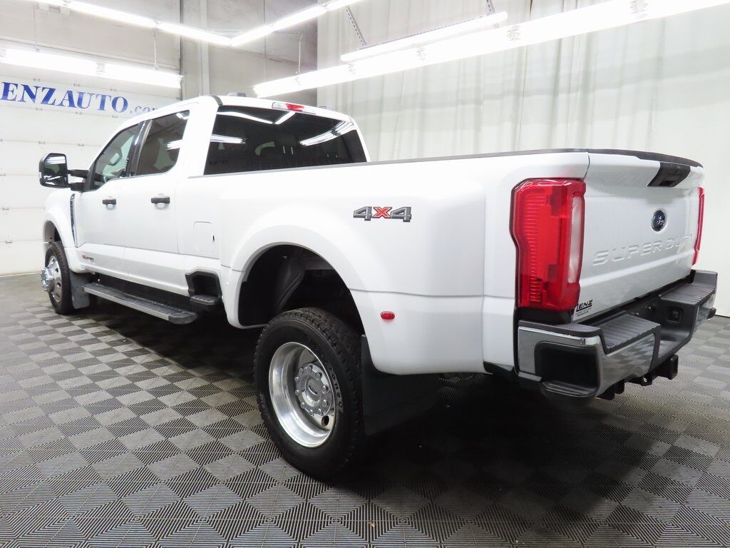 2023 Ford F-450 Super Duty 4x4 Crew Cab XLT DRW Fond du Lac WI