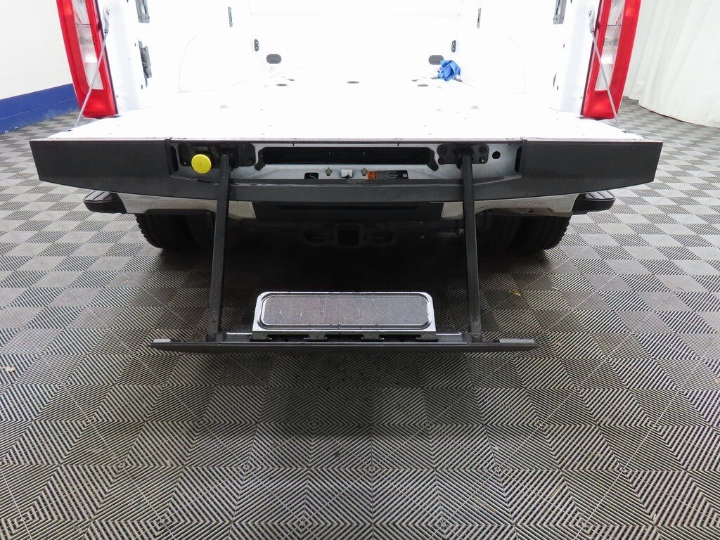 2023 Ford F-450 Super Duty 4x4 Crew Cab XLT DRW Fond du Lac WI