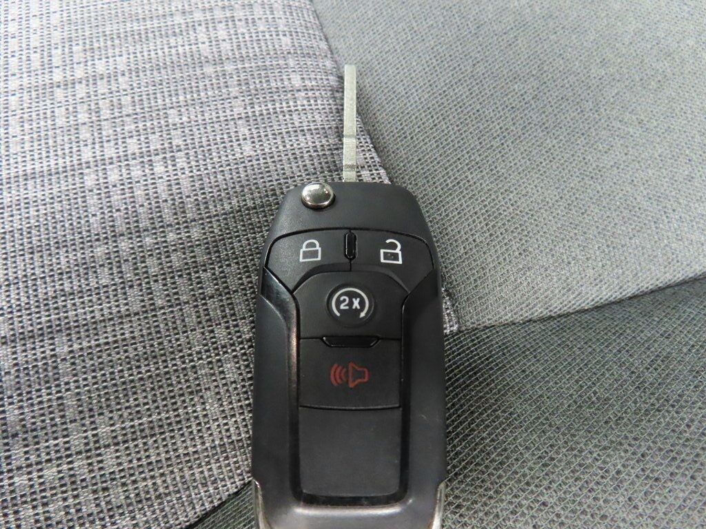 2023 Ford F-450 Super Duty 4x4 Crew Cab XLT DRW Fond du Lac WI