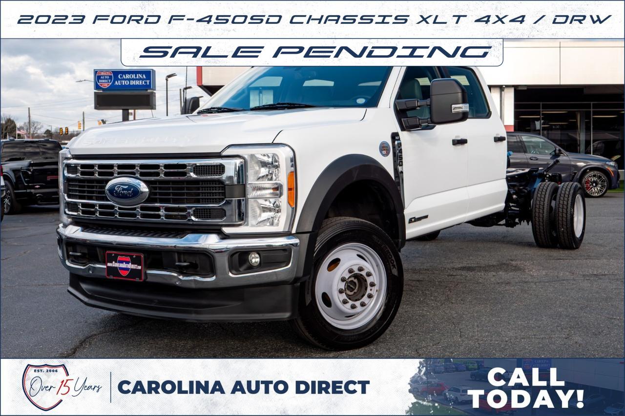 2023 Ford F-450 Super Duty Chassis XLT 4X4 / Crew Cab / DRW / Diesel!