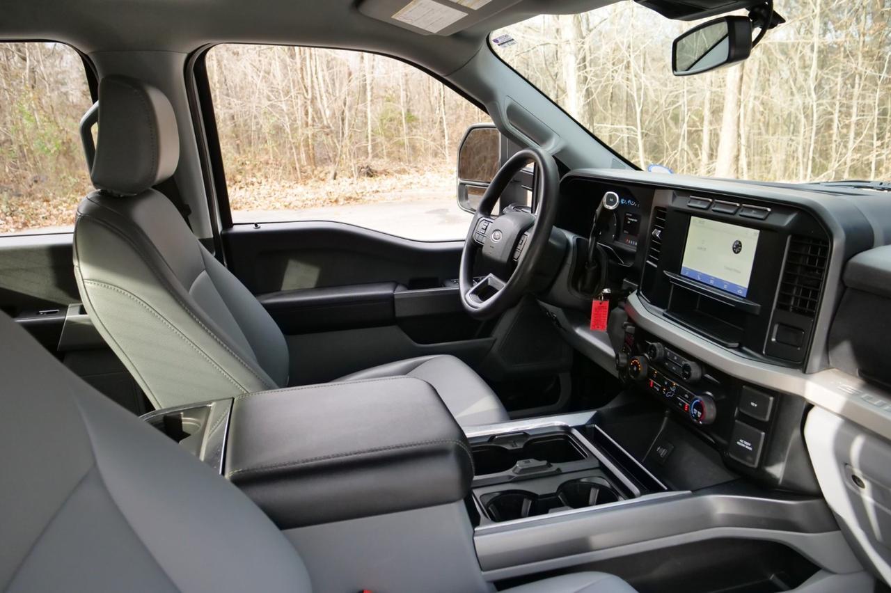 2023 Ford F-450SD Chassis XLT 4X4 / DRW / Value PKG / Heated Seats / Diesel! Lincolnton NC