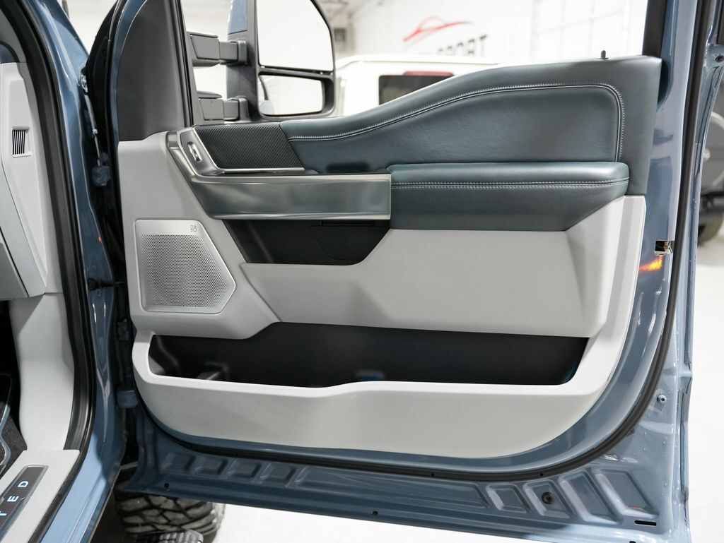 2023 Ford F-450SD Limited Tigard OR