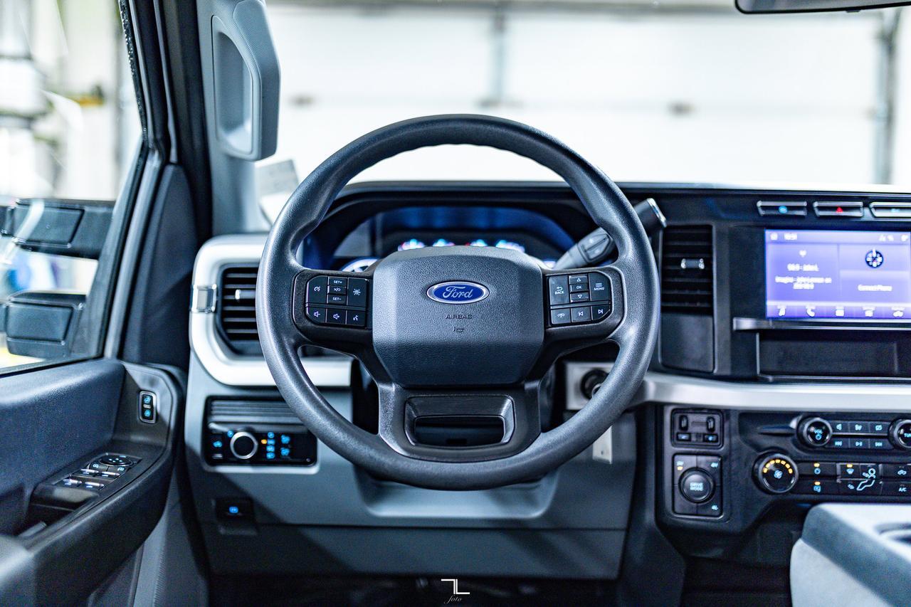 2023 Ford F-550 4x4 Crew Cab XL Deck Diesel BCam Red Deer AB