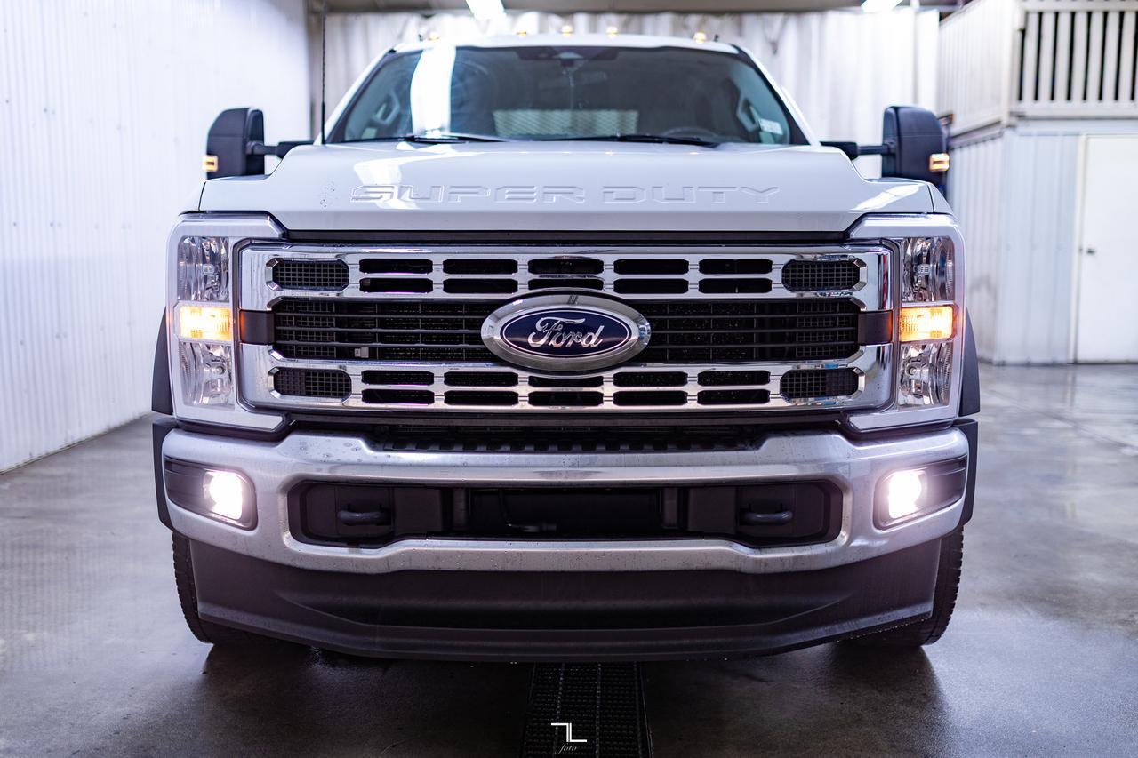 2023 Ford F-550 4x4 Crew Cab XLT Deck Diesel BCam Red Deer AB