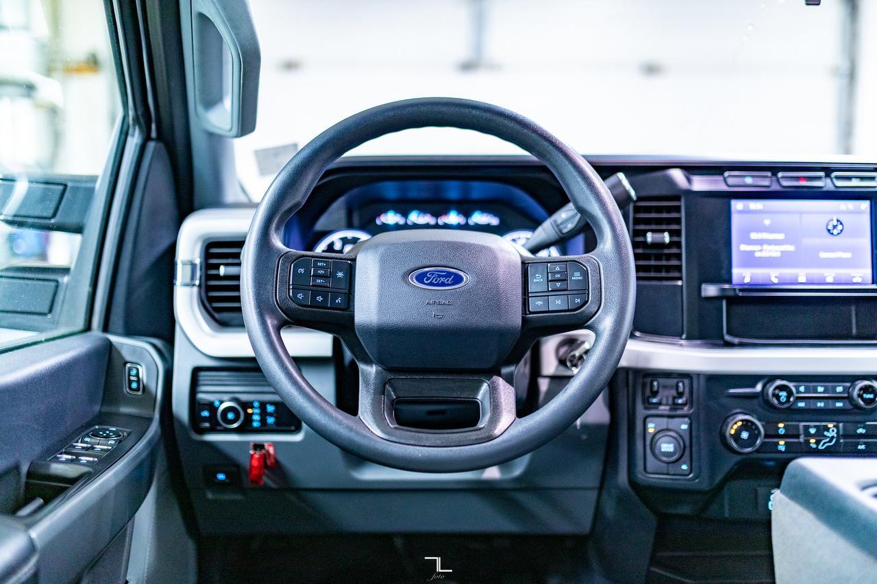 2023 Ford F-550 4x4 Crew Cab XLT Deck Diesel BCam Red Deer AB