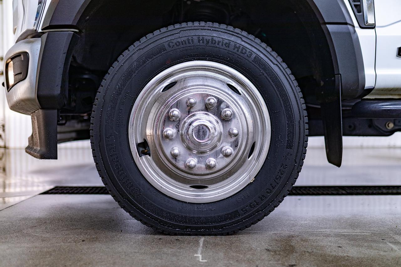2023 Ford F-550 4x4 Crew Cab XLT Deck Diesel BCam Red Deer AB