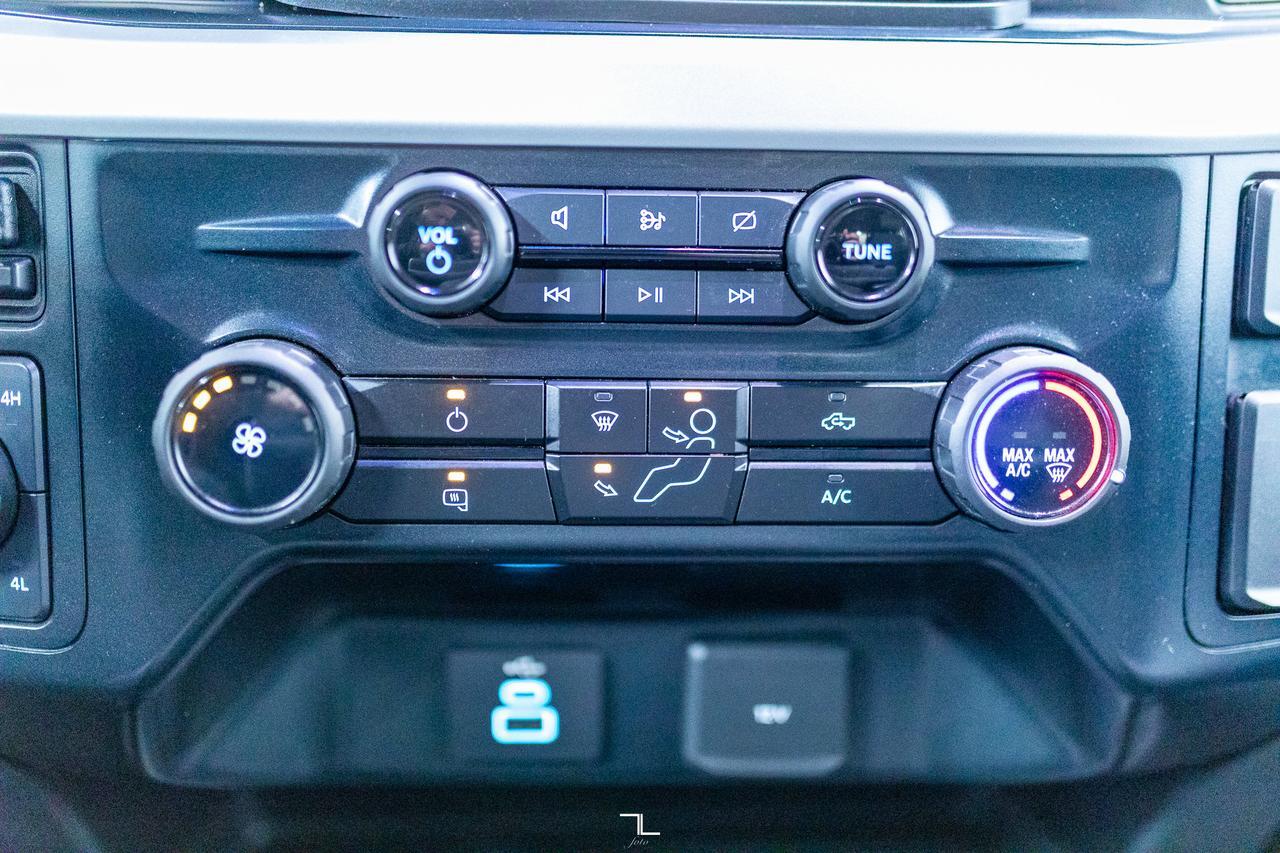 2023 Ford F-550 4x4 Crew Cab XLT Deck Diesel BCam Red Deer AB