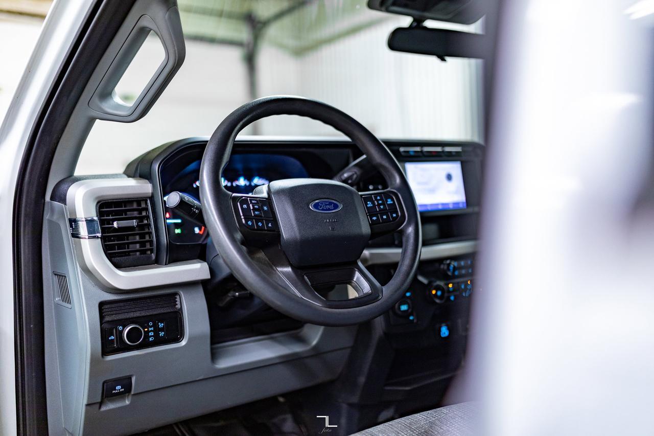 2023 Ford F-550 4x4 Crew Cab XLT Dually Deck Diesel PSeat BCam Red Deer AB