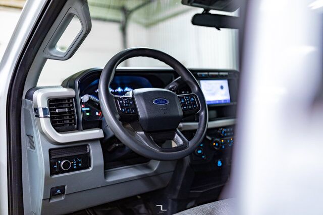 2023 Ford F-550 4x4 Crew Cab XLT Dually Deck Diesel PSeat BCam Red Deer AB