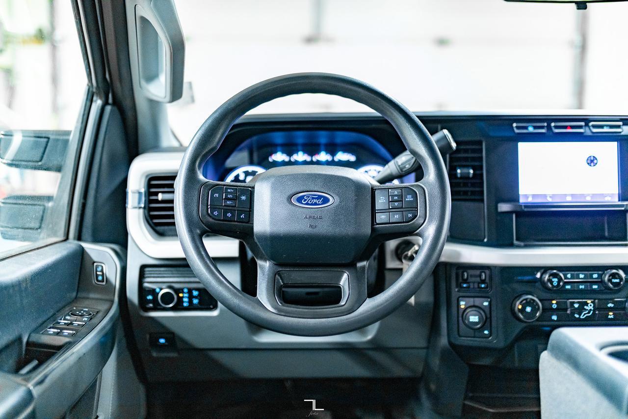 2023 Ford F-550 4x4 Crew Cab XLT Dually Deck Diesel PSeat BCam Red Deer AB