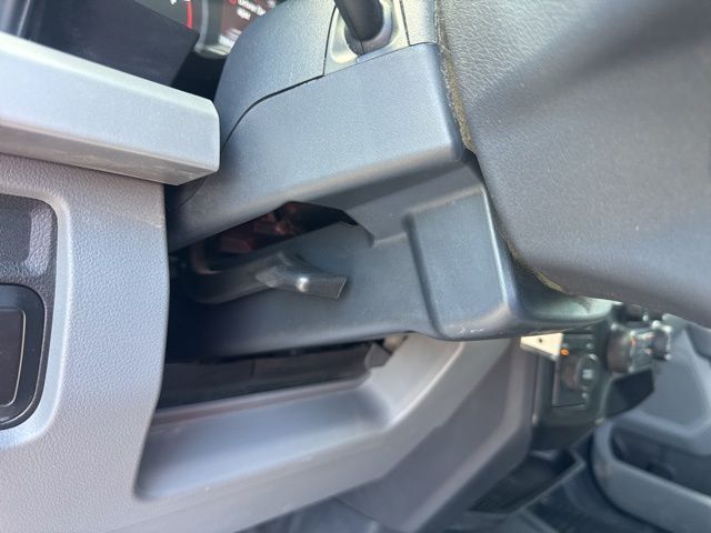2023 Ford F-550SD XLT Random Lake WI